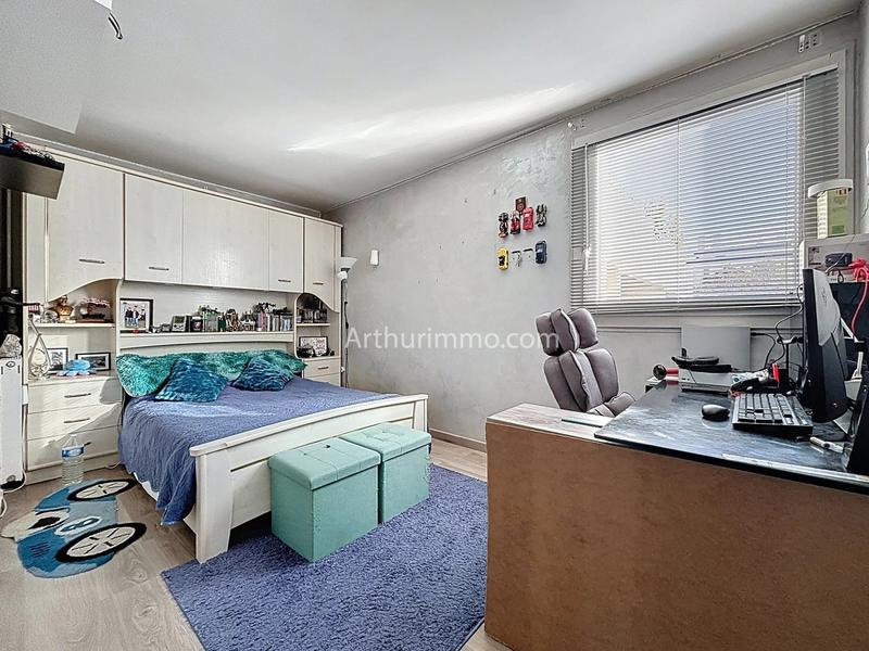 Appartement - 97 m² - 6 pièces