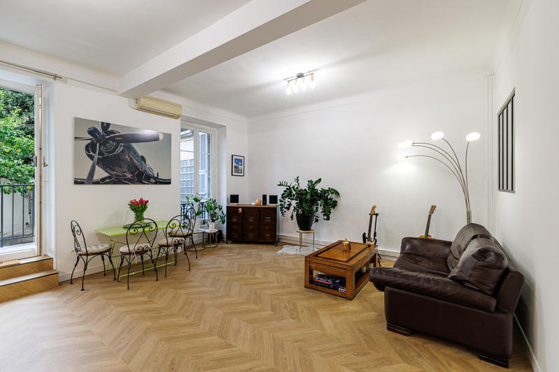 Appartement - 100 m² - 4 pièces