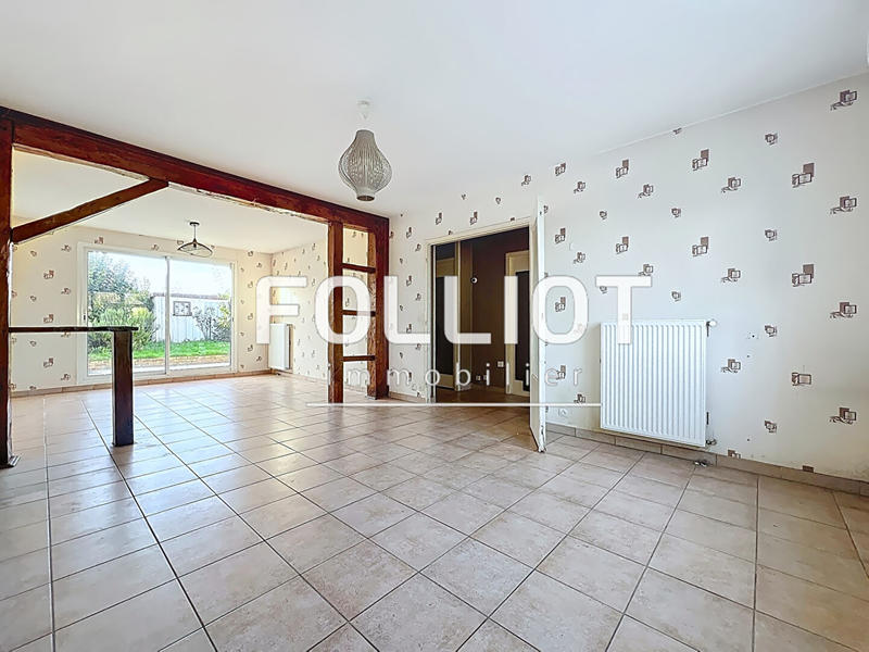 Maison - 90 m² - 5 pièces