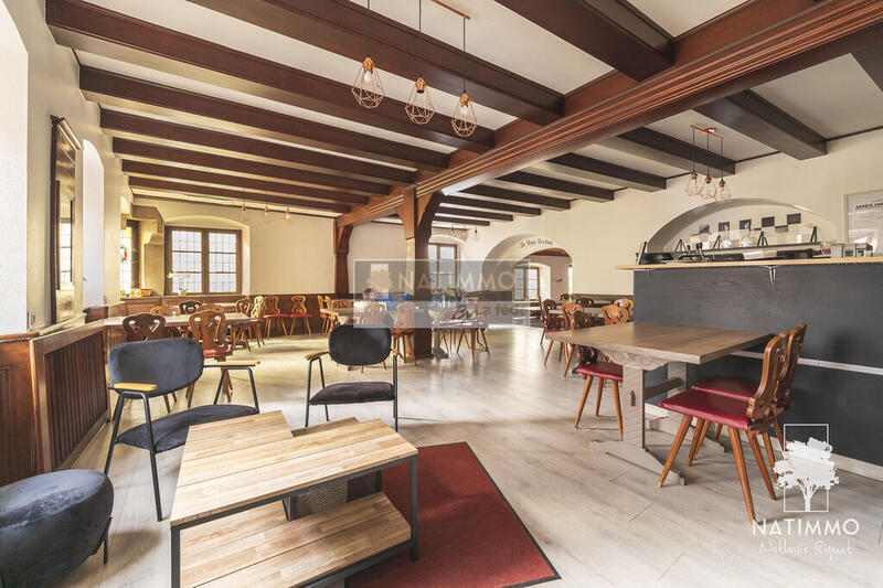 Bureau - 977 m² - 23 pièces