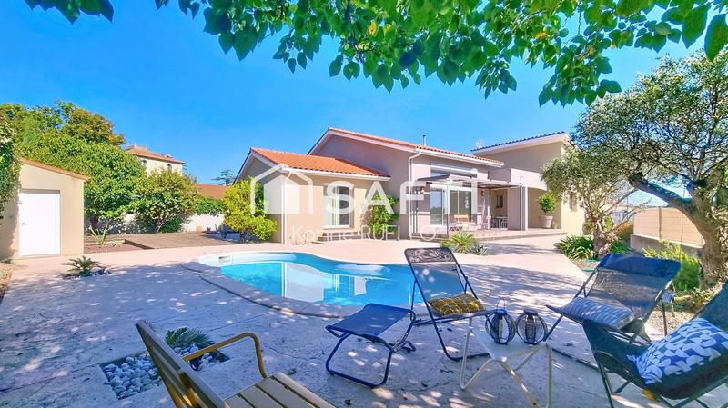 Maison - 212 m² - 5 pièces