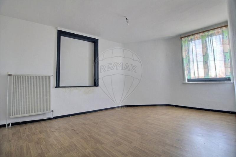 Local commercial - 223 m² - 6 pièces