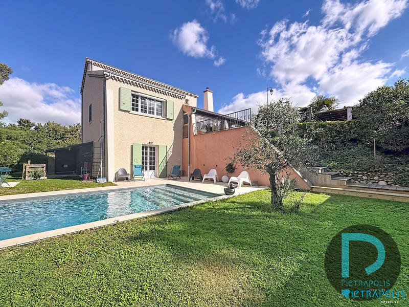 Villa - 183 m² - 5 pièces
