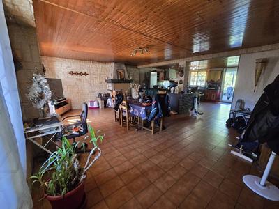 Maison - 164 m² - 6 pièces