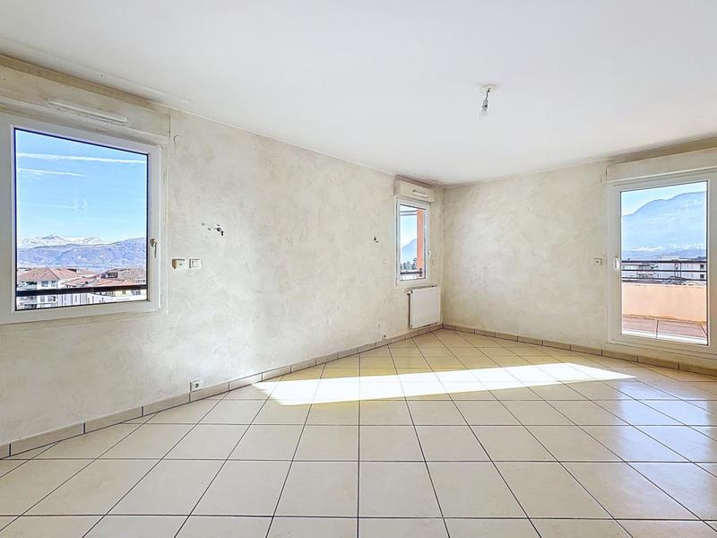 Appartement - 84 m² - 3 pièces