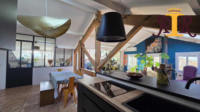 Appartement - 80 m² - 4 pièces