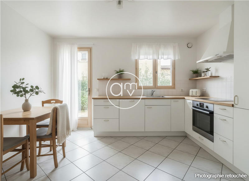 Maison - 102 m² - 3 pièces