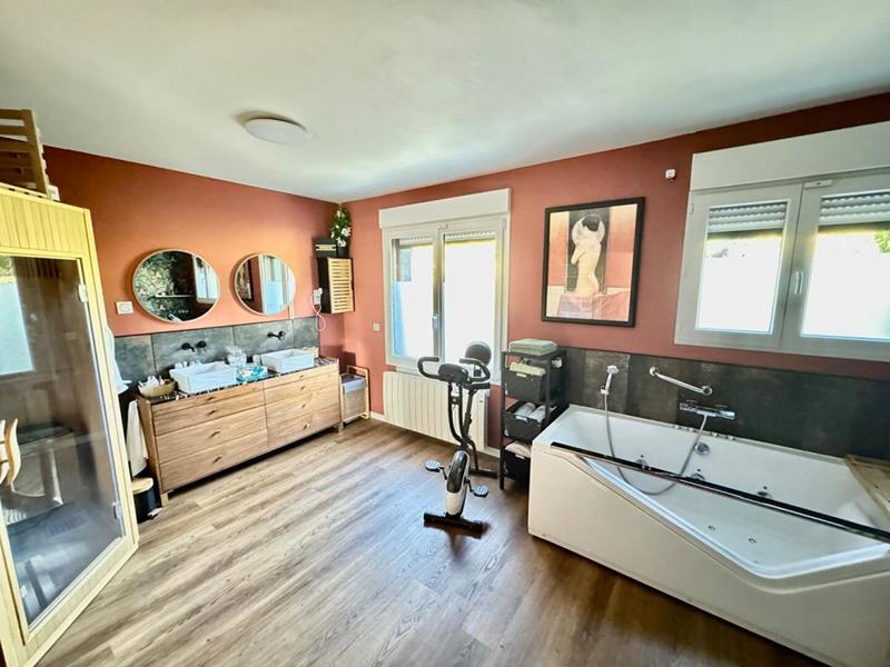 Maison - 155 m² - 5 pièces