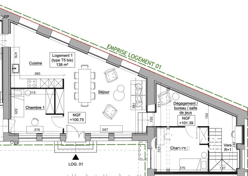 Loft - 95 m² - 4 pièces