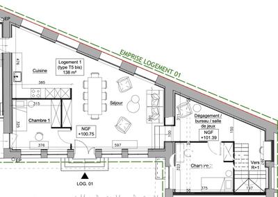 Loft - 95 m² - 4 pièces