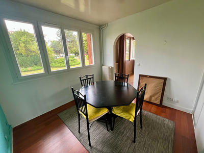 Appartement - 65 m² - 4 pièces