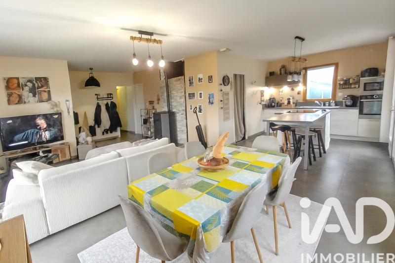 Maison - 86 m² - 5 pièces