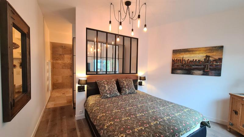 Loft - 350 m² - 9 pièces