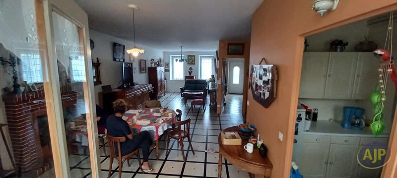 Maison - 160 m² - 6 pièces