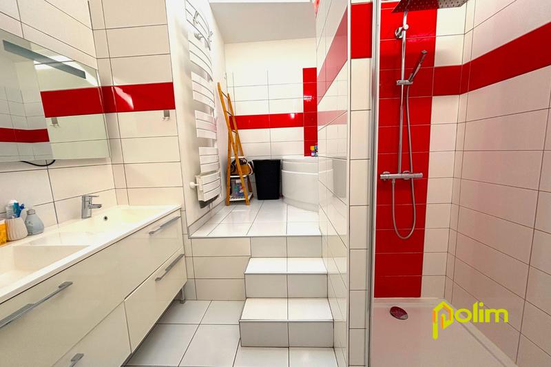 Maison - 131 m² - 4 pièces