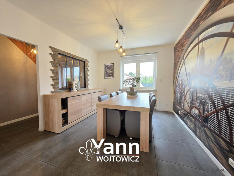 Maison - 160 m² - 6 pièces