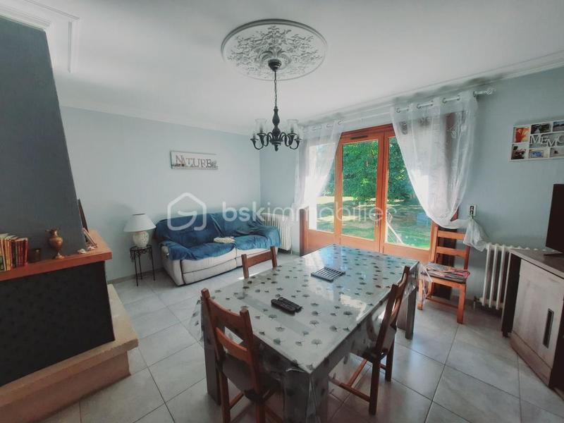 Maison traditionnelle - 85 m² - 4 pièces