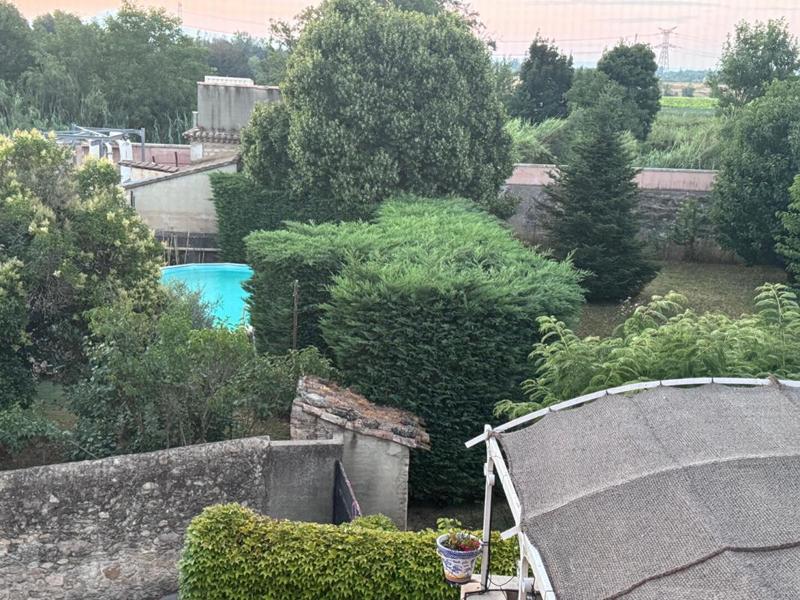 Maison - 210 m² - 8 pièces