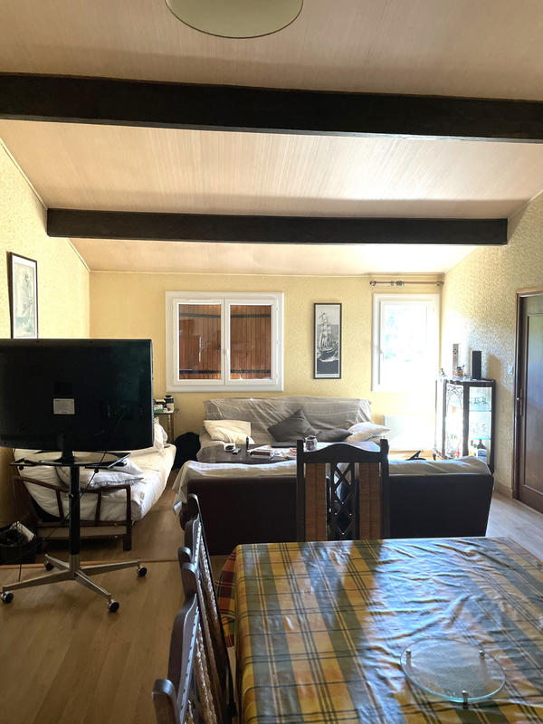 Maison - 205 m² - 9 pièces