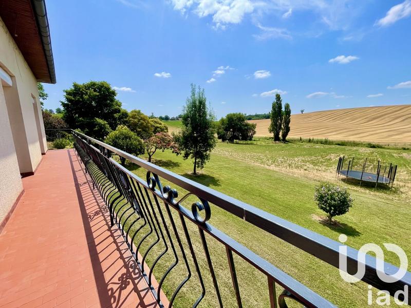 Maison - 191 m² - 5 pièces