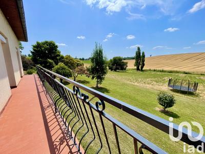 Maison - 191 m² - 5 pièces