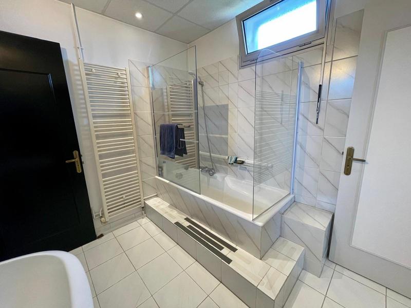 Appartement - 98 m² - 4 pièces