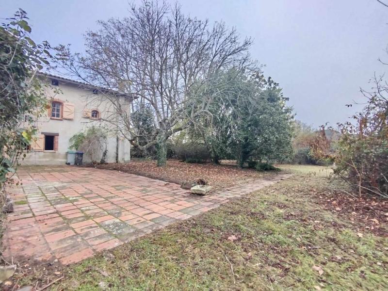 Propriété - 280 m² - 10 pièces