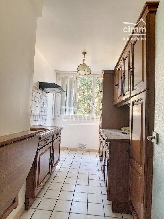 Appartement - 72 m² - 4 pièces