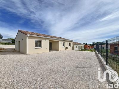 Maison - 95 m² - 4 pièces