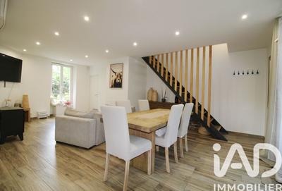 Maison de ville - 69 m² - 3 pièces