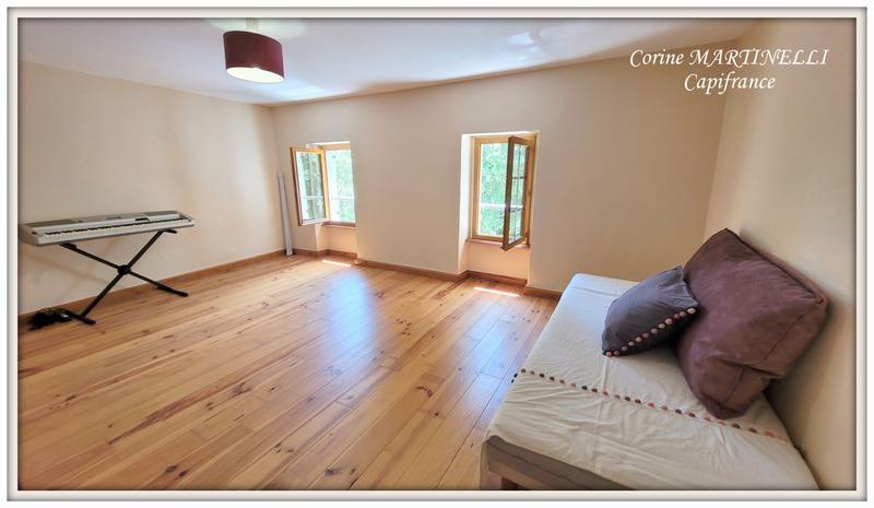 Maison de village - 170 m² - 7 pièces