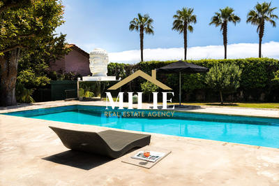 Villa - 350 m² - 8 pièces