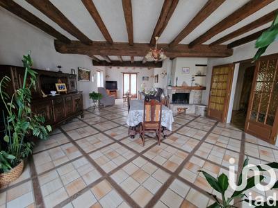 Maison - 189 m² - 8 pièces