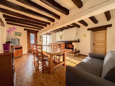 Maison - 100 m² - 6 pièces