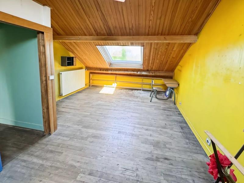 Maison - 260 m² - 10 pièces