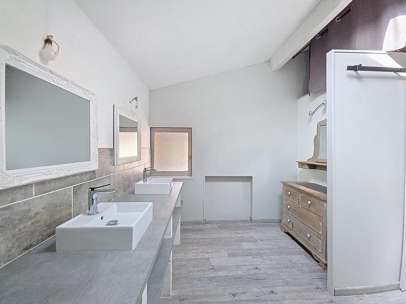 Maison - 172 m² - 5 pièces