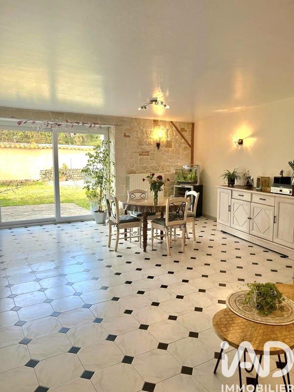 Maison - 170 m² - 8 pièces