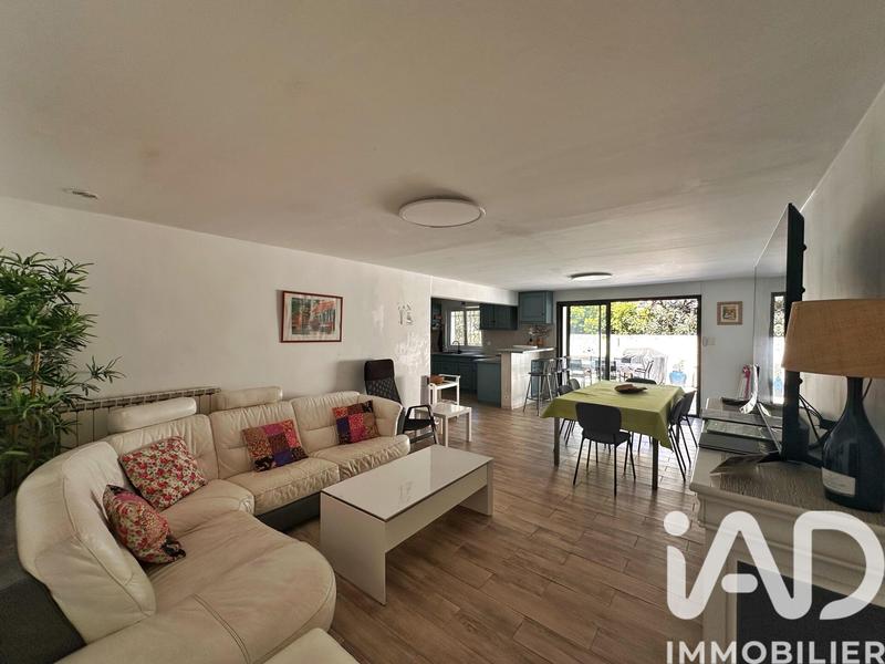 Maison - 252 m² - 5 pièces