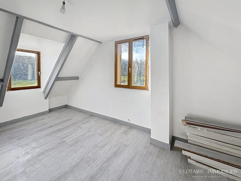 Maison traditionnelle - 85 m² - 5 pièces