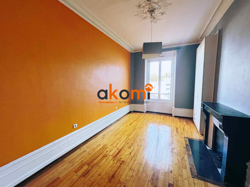 Appartement - 177 m² - 6 pièces