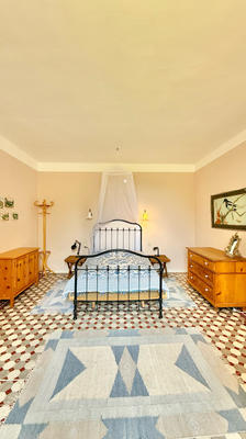 Mas - 250 m² - 10 pièces