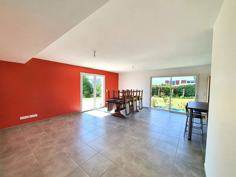 Maison - 102 m² - 5 pièces