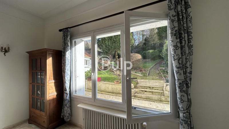 Maison - 227 m² - 6 pièces