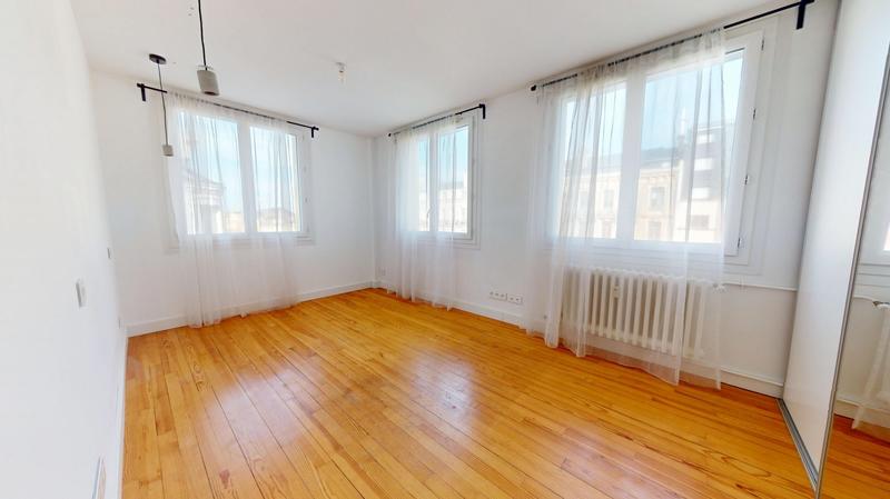 Appartement - 76 m² - 3 pièces