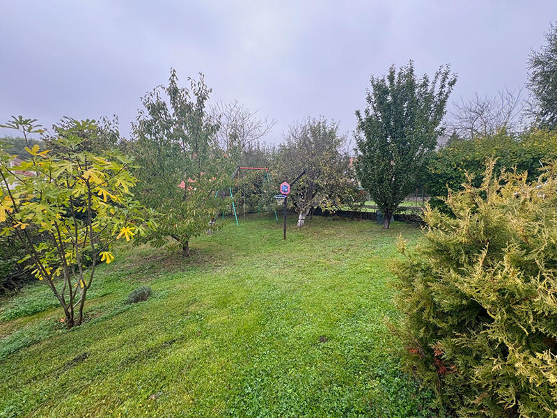 Maison - 181 m² - 7 pièces