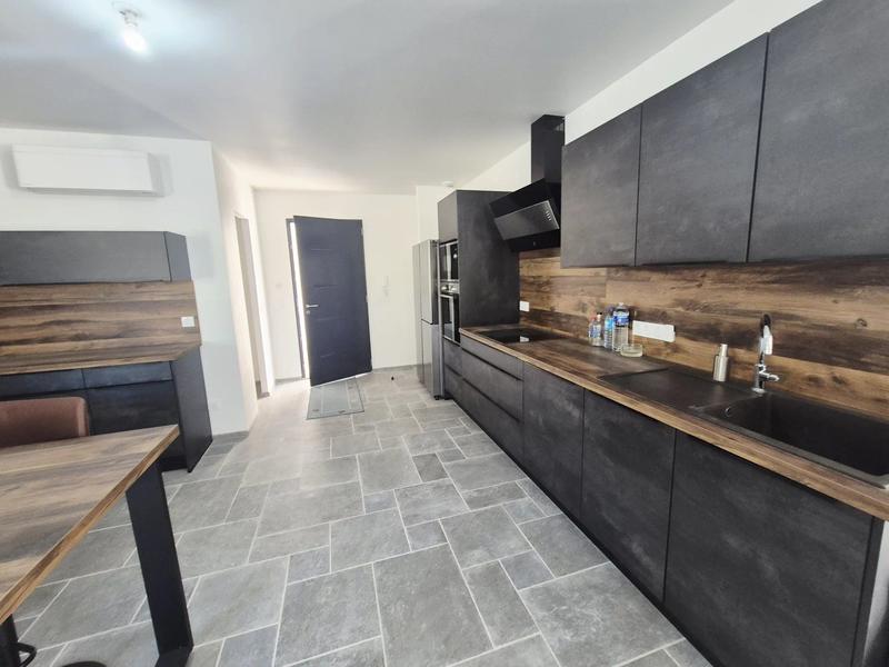 Maison - 144 m² - 4 pièces