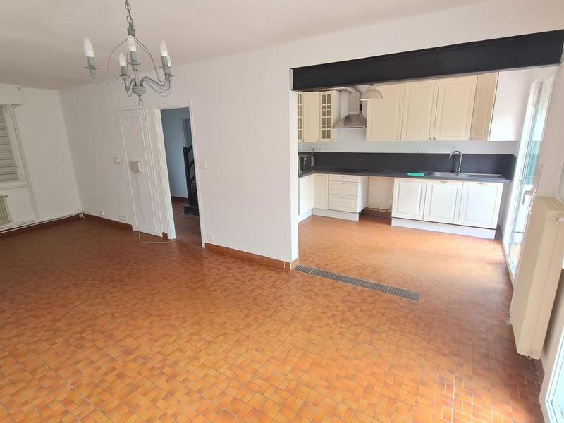 Maison - 101 m² - 5 pièces