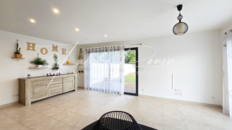 Maison - 96 m² - 4 pièces