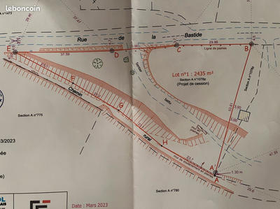 Terrain constructible - 2 265 m²