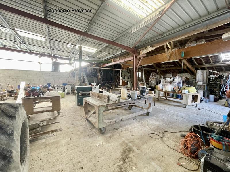 Local commercial - 521 m²